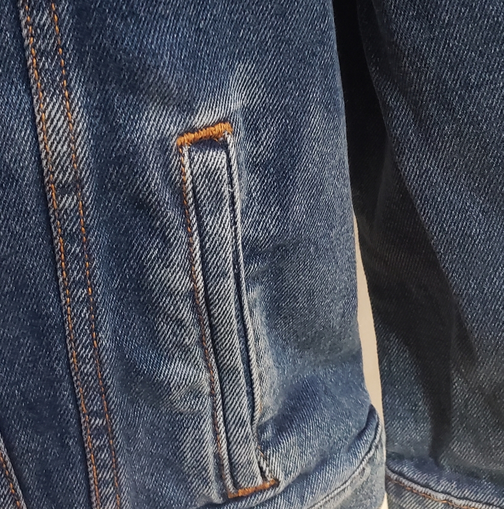 LargeDenim Jacket - Picture 5 of 5